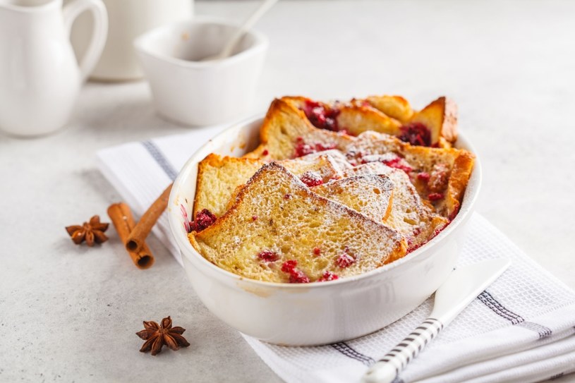 Zapiekanka z pieczywa /123RF/PICSEL