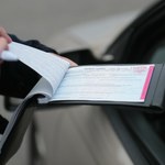 Zapłaciłeś mandat w ratach, zostajesz z punktami na dłużej. RPO broni kierowców