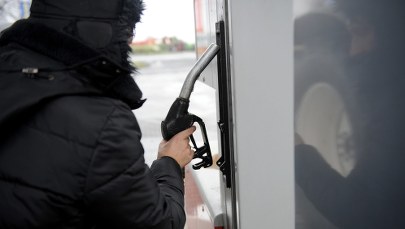 Zapłacimy więcej za paliwo? Jest projekt o wprowadzeniu opłaty emisyjnej