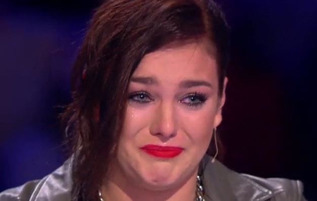 Zapłakana Ewa Farna w "X Factor" /