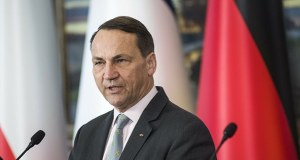 "Zapobiec takiemu zgorszeniu". Sikorski negocjował z niemieckim ministrem