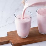 Zapomniany napój latem działa jak powiew bryzy. Pij często, jelita będą pracować jak w zegarku
