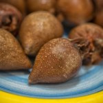 Zapomniany owoc, który kiedyś jedzono głównie zimą. Pomaga na problemy z żołądkiem, choroby serca i kamienie w nerkach 