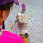Zapomnij o beżu. Oto 3 hity na jesień. Do wnętrz wkraczają odważne kolory