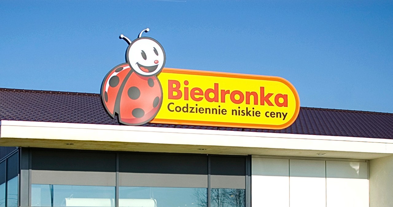 Zapomnij o kaucji. Biedronka ma sposób na dobrą wodę /Canva Pro /INTERIA.PL