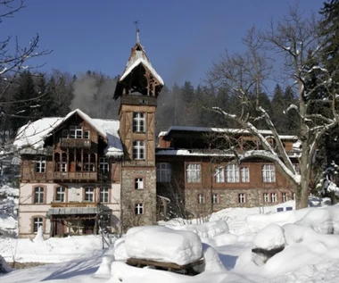 Zapomnij o Zakopanem. Polska “mała Szwajcaria” zimą to raj bez tłumów 