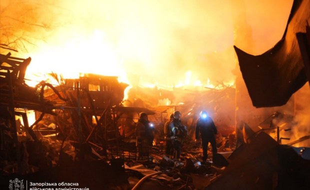 Zaporoże pod ostrzałem. Dramatyczne zdjęcia po ataku Rosji