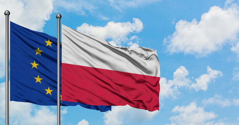 Zapowiedzi KE o możliwości wstrzymania wypłaty pieniędzy UE negatywne dla profilu kredytowego Polski /123RF/PICSEL