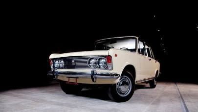 Zapraszamy na opowieść o Fiacie 125p w realiach PRL-u