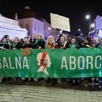 Zapytaliśmy Polaków o aborcję [SONDAŻ]