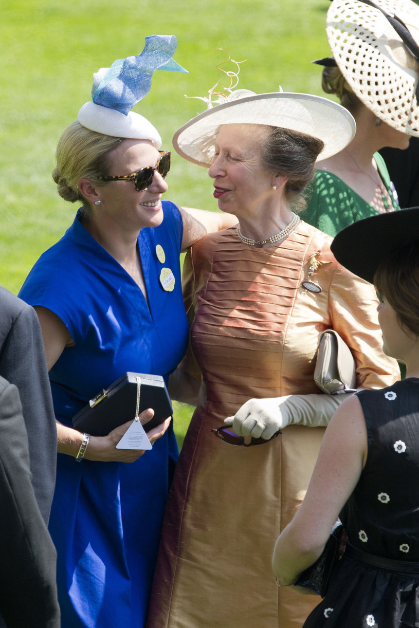 Zara Tindall i księżniczka Anna /Julian Parker/UK Press  /Getty Images