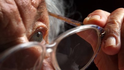 Zaraźliwy alzheimer? To tylko "naukowe przeczucie" 