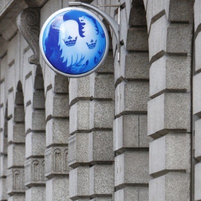Zarobek Barclays na transakcji z Blackrock wyniesie 8,8 mld USD /AFP