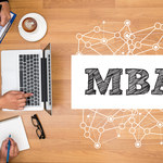 Zarobki absolwentów studiów MBA w 2020 r.