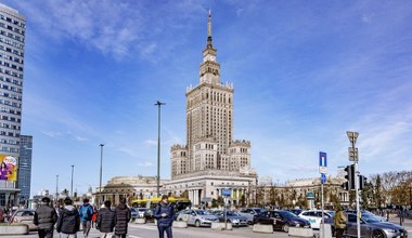 Zarobki kobiet i mężczyzn w UE. Polska na trzecim miejscu listy Eurostatu