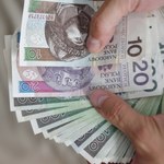 Zarobki Polaków mocno w górę. Wzrost nie tylko w wielkich firmach