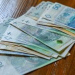 Zarobki w górę przy nowej kwocie wolnej. Sprawdzili, kto zyskałby najwięcej