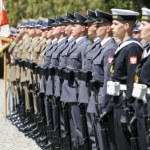 żołnierze Zarobki w wojsku. Ile zarabia szeregowy, a ile generał?