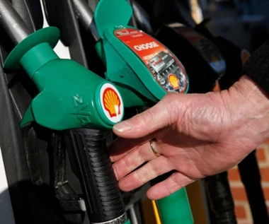 Zarobki: Większość pracowników koncernu Shell otrzyma premię w wysokości 8 proc. rocznych dochodów