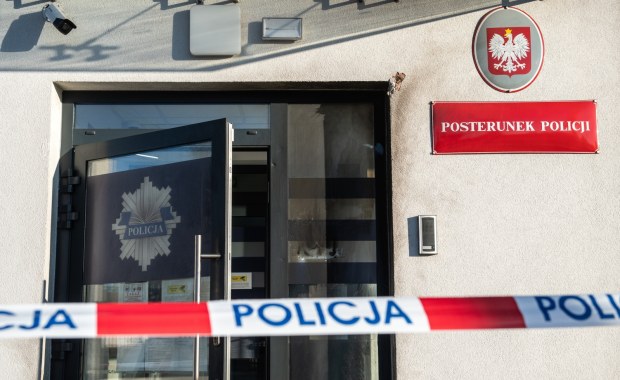 Zarzut usiłowania zabójstwa policjantów dla napastnika z Mirca
