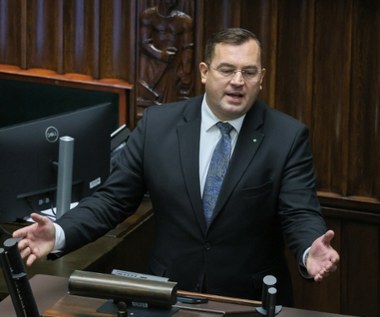 Zarzuty dla 35-latka po akcji przed domem ministra