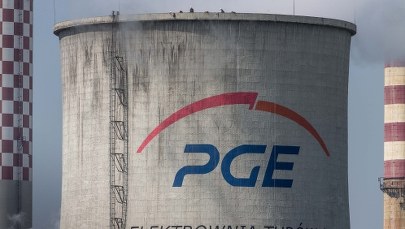 Zarzuty dla ekologów, którzy weszli na komin elektrowni Turów