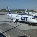 podróżowanie samolotem Zarzuty wobec PLL LOT. UOKiK reaguje, a przewoźnik odpowiada