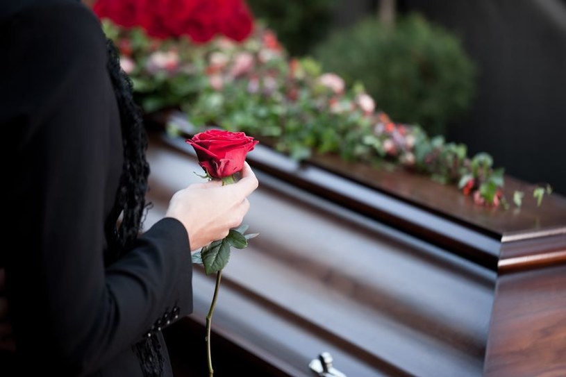 Zasiłek pogrzebowy na nowych zasadach. Ma być prościej i szybciej