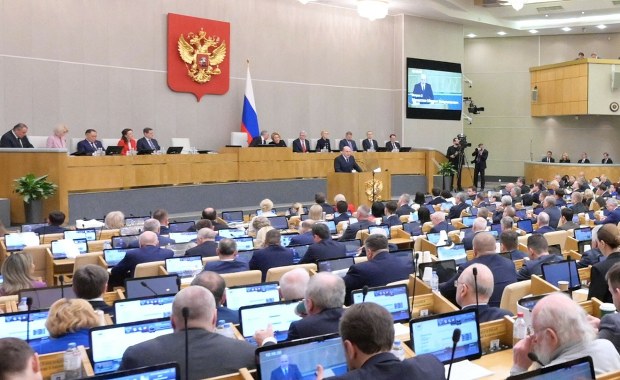 Zaskakująca decyzja w rosyjskiej Dumie. "Dawno wysłano by ich na galery"