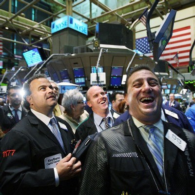 Zaskakująco dobre dane płynące z amerykańskiej gospodarki skłoniły inwestorów do kupna /AFP