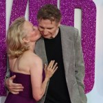 Zaskakujący duet: Neeson i Anderson w odświeżonej wersji kultowej komedii