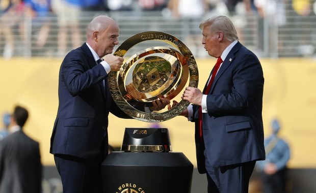 Zaskakujący pomysł FIFA. Trump kandydatem?