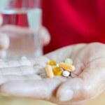 Zaskakujący skutek uboczny przyjmowania popularnych leków przeciwbólowych