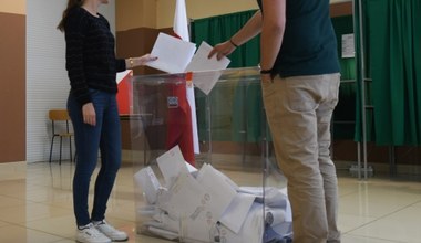 Zaskakujący sondaż prezydencki. Ci wyborcy Brauna wybiorą Trzaskowskiego
