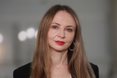 Zaskakujący wpis z konta resortu o Dudzie i "sikaniu". Minister przeprasza 