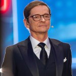 Zaskakujący zwrot akcji ws. Przemysława Babiarza. Ujawniono, kto tak naprawdę stał za jego powrotem na antenę