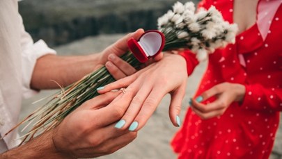 Zaskocz swoją drugą połówkę! TOP 5 najbardziej romantycznych miejsc na zaręczyny