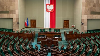 Zaskoczenie w najnowszym sondażu politycznym. Dwie partie z takim samym poparciem