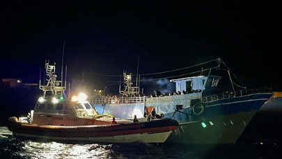 Zatruli się oparami silnika. Dwie osoby nie żyją, wiele w ciężkim stanie 