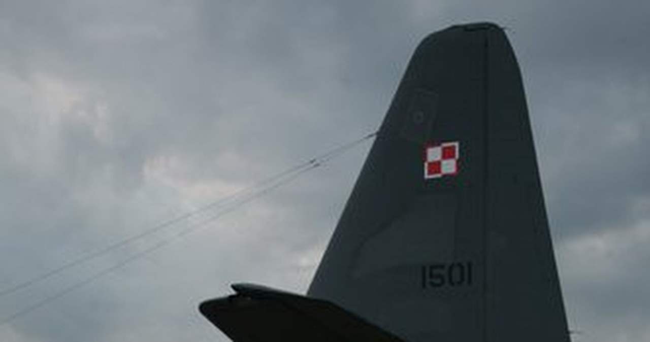 Zatrzymani w Wielkiej Brytanii przylecieli Herkulesem