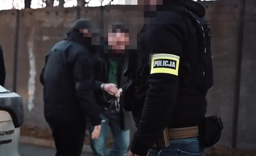 Zatrzymanie jednego z mężczyzn /Policja