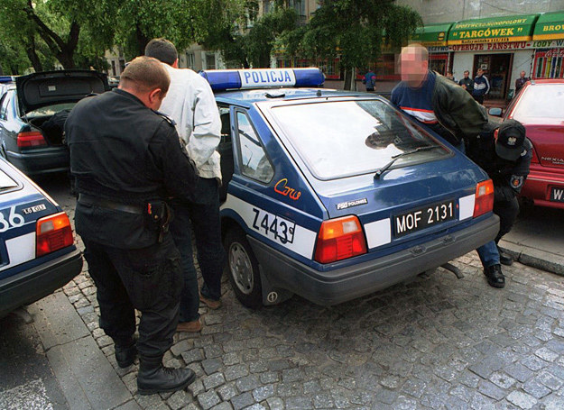 Zatrzymanie podejrzanych o kradzież samochodu /fot. Paweł Stępniewski /Reporter