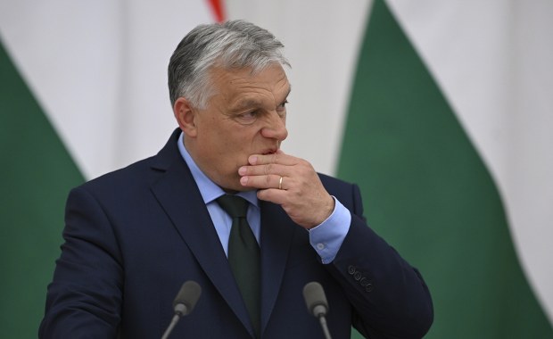 Zatrzymanie ukraińskiego konwoju to element przedwyborczej kampanii Orbana?