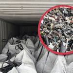 Zatrzymano 22 tony nielegalnych odpadów. Miały trafić do firmy z Malezji