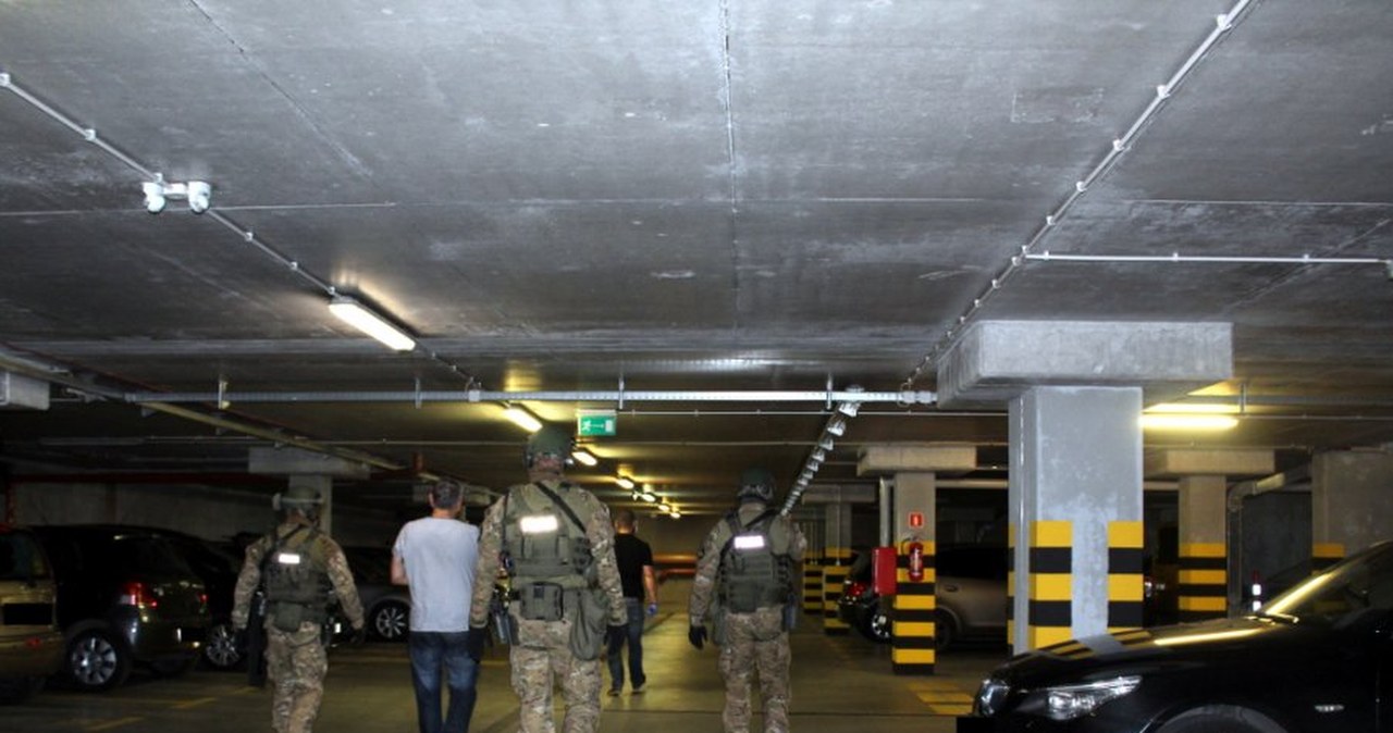 Zatrzymano mężczyzn powiązanych z gangiem "obcinaczy palców"