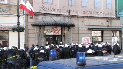 Zatrzymano około 100 osób po zamieszkach w stolicy