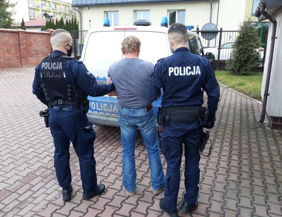 Zatrzymany przez policję mężczyzna /Policja Podkarpacka /