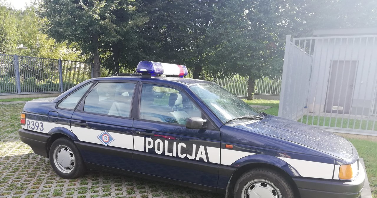 Zatrzymany "radiowóz" /Policja