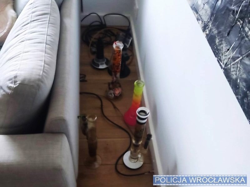 Zatrzymanym grozi do 10 lat pozbawienia wolności /KMP Wrocław /