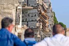 Zawalenie się ściany cmentarza w Neapolu